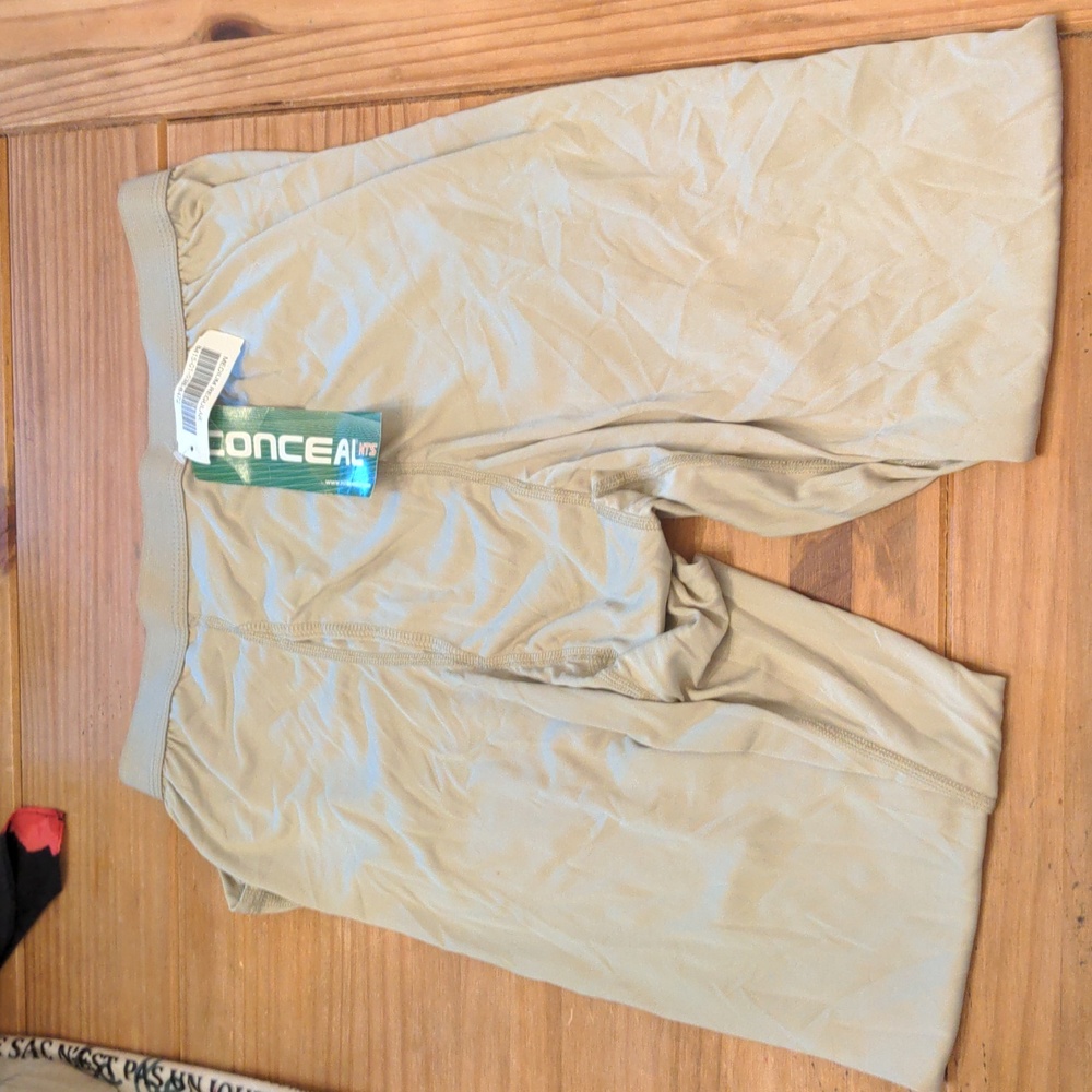 NWT Beige Milliken Conceal Gen III Silk Weight Cold Weather Drawers, Medium